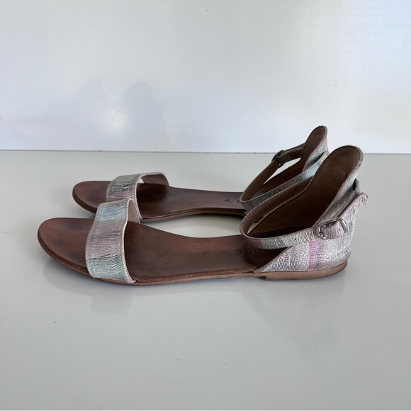 A.Soliani Women’s Multi-Color Leather Sandals - Picture 4 of 10